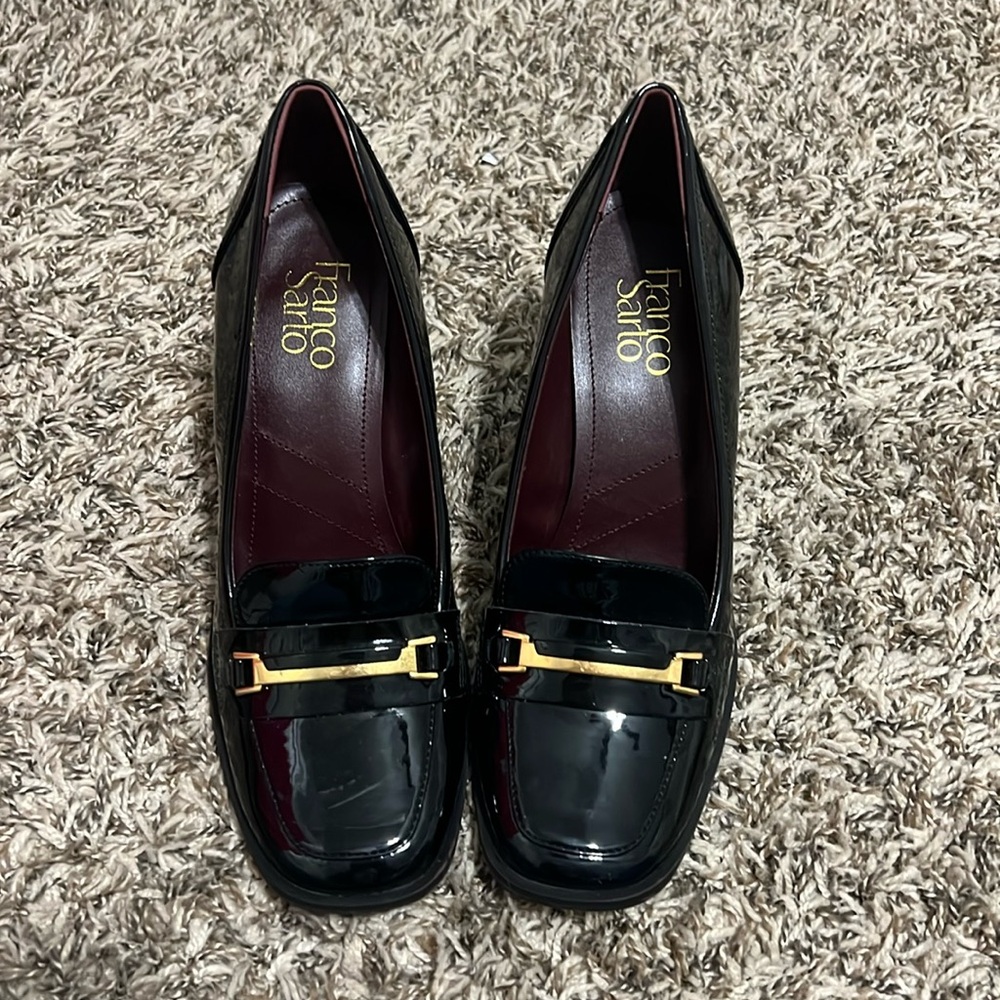 Franco Sarto women’s Miri Pump 
Color black gloss